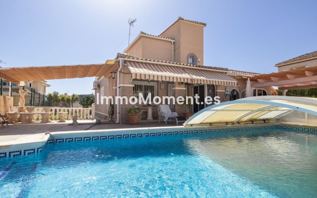 Reventa - Villa independiente - Orihuela - La Regia