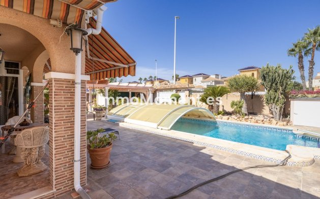 Reventa - Villa independiente - Orihuela - La Regia