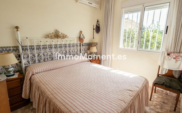 Reventa - Villa independiente - Orihuela - La Regia