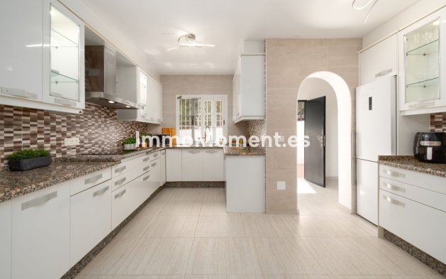 Reventa - Villa independiente - Benalmadena - Benalmadena Centro