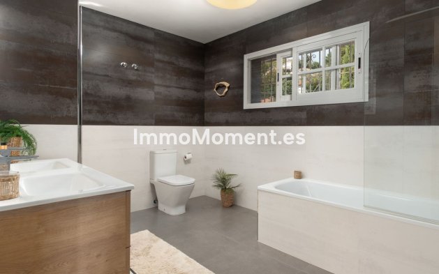 Reventa - Villa independiente - Benalmadena - Benalmadena Centro