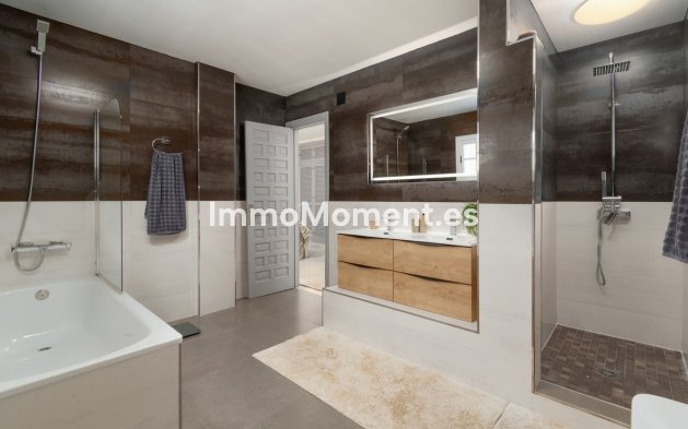 Reventa - Villa independiente - Benalmadena - Benalmadena Centro