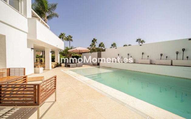 Wiederverkauf - Freistehende Villa - Marbella - Marbesa