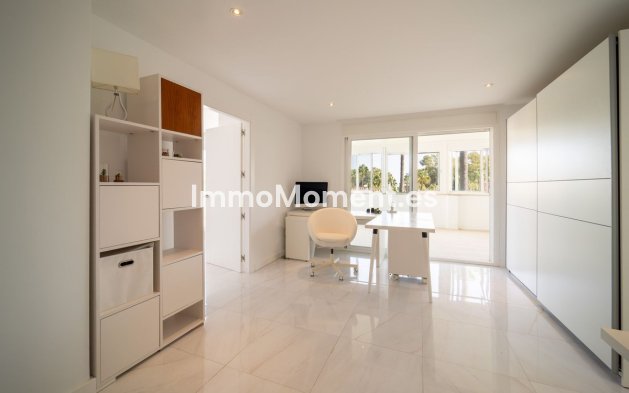 Wiederverkauf - Freistehende Villa - Marbella - Marbesa