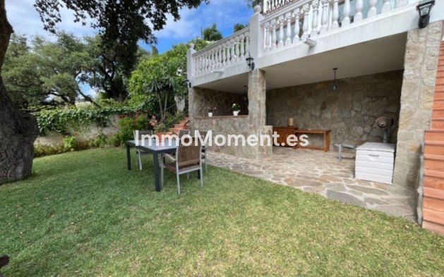 Reventa - Villa independiente - Marbella - Elviria