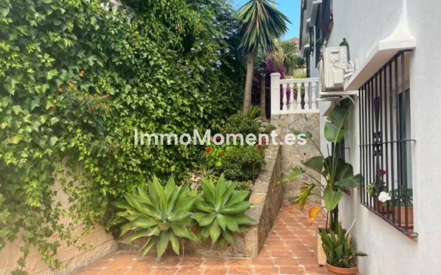 Reventa - Villa independiente - Marbella - Elviria