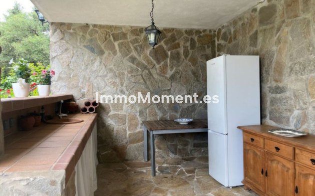 Reventa - Villa independiente - Marbella - Elviria