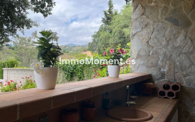 Reventa - Villa independiente - Marbella - Elviria