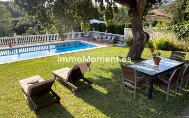 Reventa - Villa independiente - Marbella - Elviria