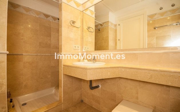 Wiederverkauf - Wohnung - Marbella - Elviria