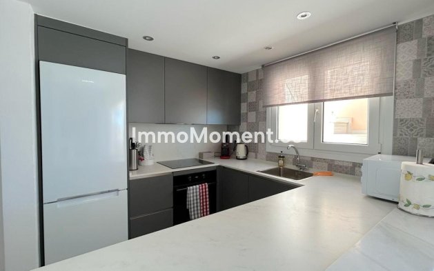 Reventa - Apartamento - Estepona  - Estepona Centro