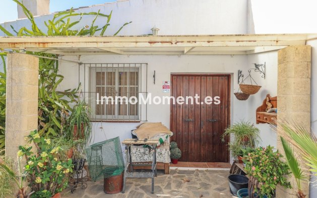 Reventa - Villa independiente - Interior  - Estacion de Cartama