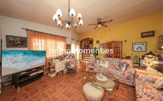 Reventa - Villa independiente - Interior  - Estacion de Cartama