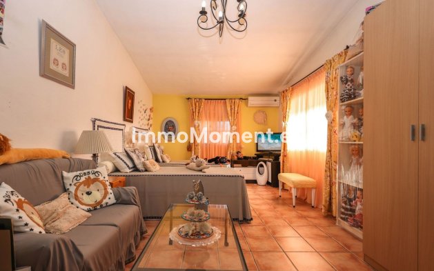 Reventa - Villa independiente - Interior  - Estacion de Cartama