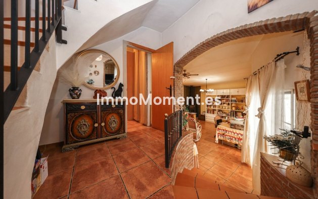 Reventa - Villa independiente - Interior  - Estacion de Cartama
