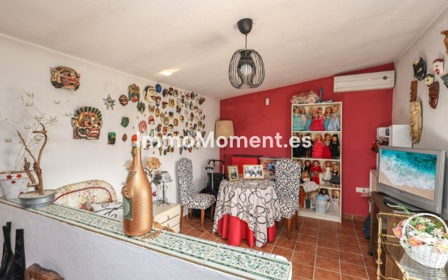Reventa - Villa independiente - Interior  - Estacion de Cartama