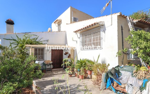 Reventa - Villa independiente - Interior  - Estacion de Cartama