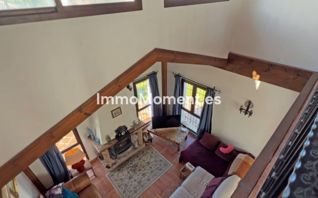 Wiederverkauf - Freistehende Villa -   Inländisch - Alhaurín el Grande Centro
