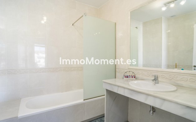 Revente - Maison mitoyenne - Marbella - Artola