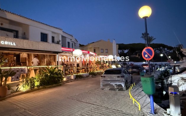 Revente - Maison mitoyenne - Marbella - Artola
