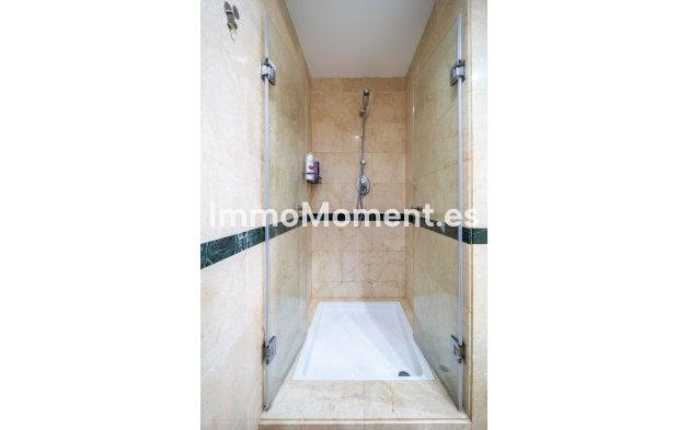Wiederverkauf - Wohnung - Marbella - Elviria