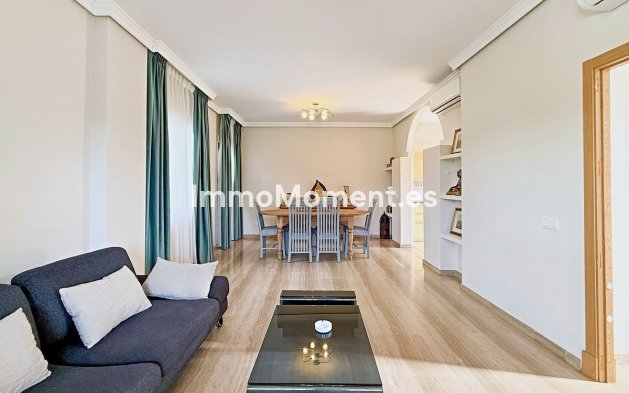Resale - Detached villa - Marbella - Guadalmina Baja