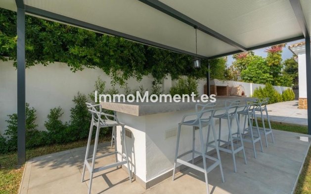 Wiederverkauf - Freistehende Villa - Marbella - Nueva Andalucía