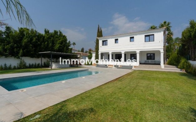 Wiederverkauf - Freistehende Villa - Marbella - Nueva Andalucía