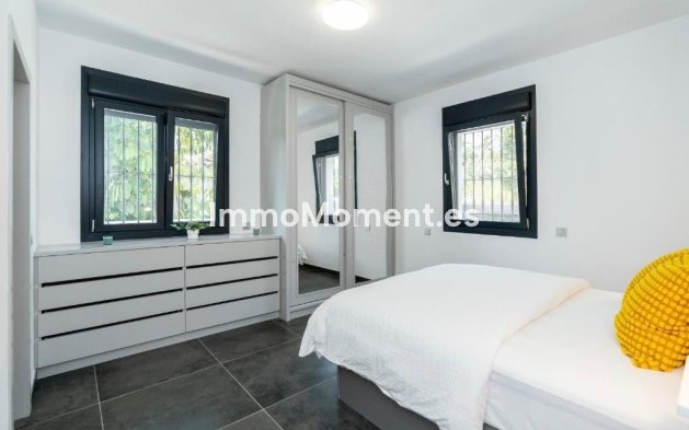 Wiederverkauf - Freistehende Villa - Marbella - Nueva Andalucía