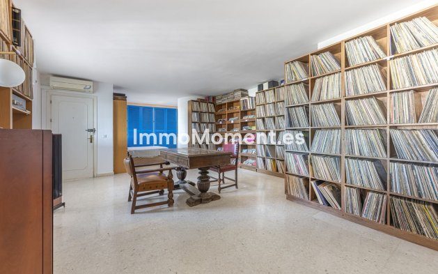 Wiederverkauf - Freistehende Villa - Fuengirola - Fuengirola Centro