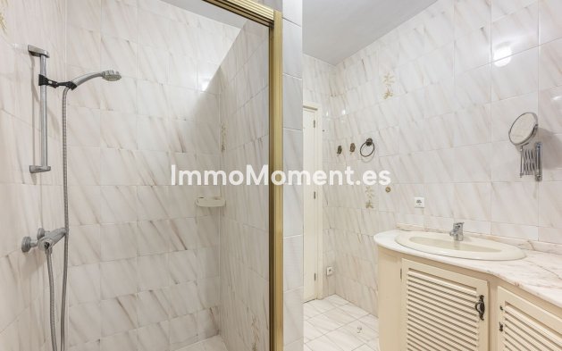 Wiederverkauf - Freistehende Villa - Fuengirola - Fuengirola Centro
