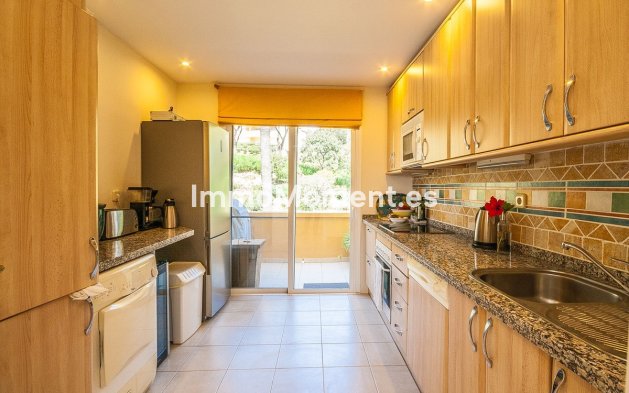 Wiederverkauf - Wohnung - Marbella - Elviria