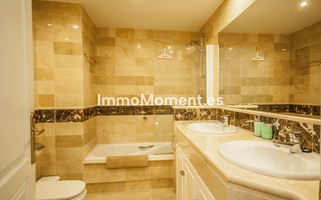 Wiederverkauf - Wohnung - Marbella - Elviria