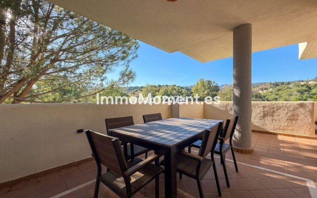 Resale - Apartment - Marbella - Elviria