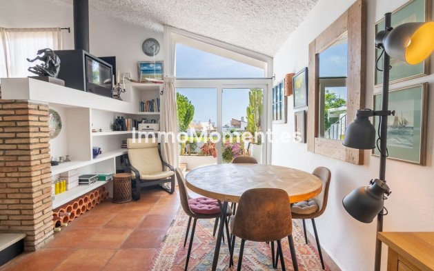 Bestaande woning - Vrijstaande villa - Estepona  - Estepona Centro