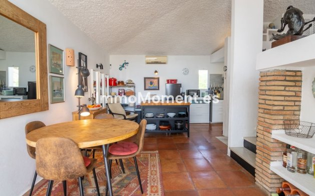 Bestaande woning - Vrijstaande villa - Estepona  - Estepona Centro