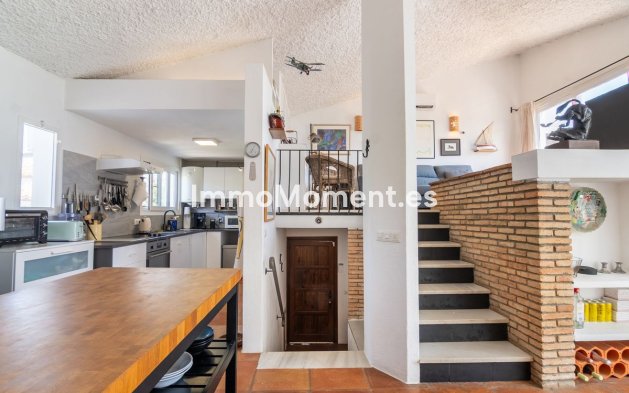 Bestaande woning - Vrijstaande villa - Estepona  - Estepona Centro