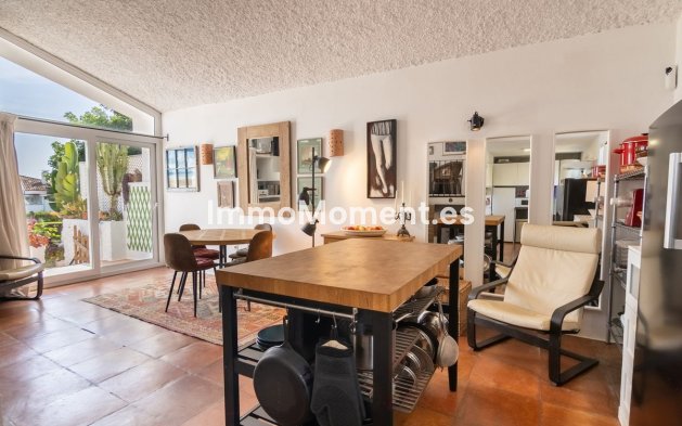 Bestaande woning - Vrijstaande villa - Estepona  - Estepona Centro