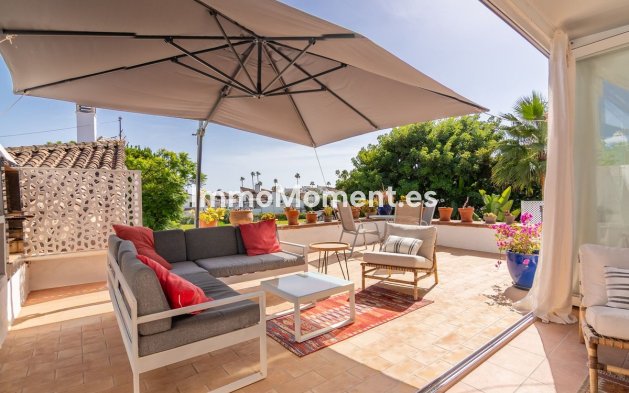 Bestaande woning - Vrijstaande villa - Estepona  - Estepona Centro