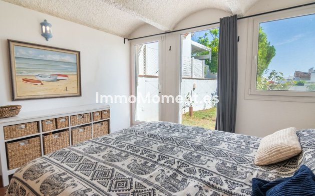 Bestaande woning - Vrijstaande villa - Estepona  - Estepona Centro