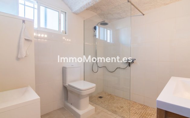 Bestaande woning - Vrijstaande villa - Estepona  - Estepona Centro