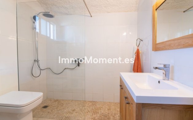 Bestaande woning - Vrijstaande villa - Estepona  - Estepona Centro