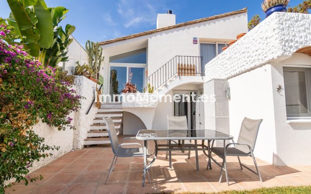 Bestaande woning - Vrijstaande villa - Estepona  - Estepona Centro