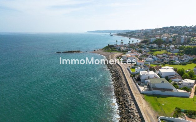 Bestaande woning - Vrijstaande villa - Estepona  - Estepona Centro