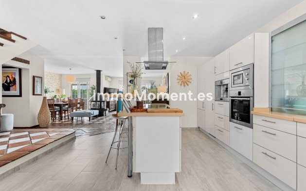 Bestaande woning - Rijtjeshuis - Estepona  - Estepona Centro