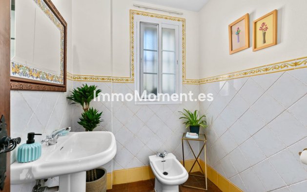 Bestaande woning - Rijtjeshuis - Estepona  - Estepona Centro