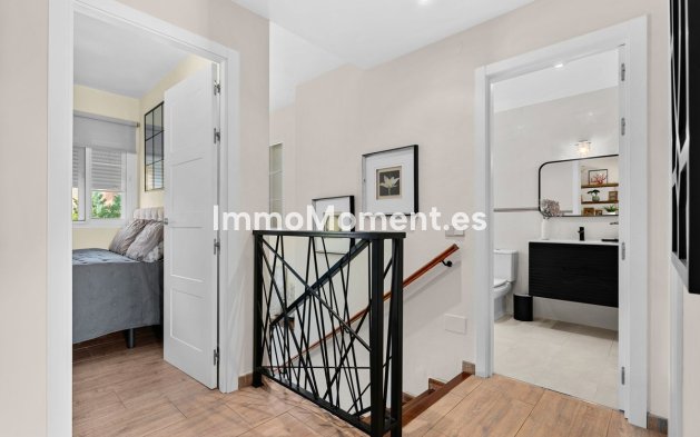 Bestaande woning - Rijtjeshuis - Estepona  - Estepona Centro