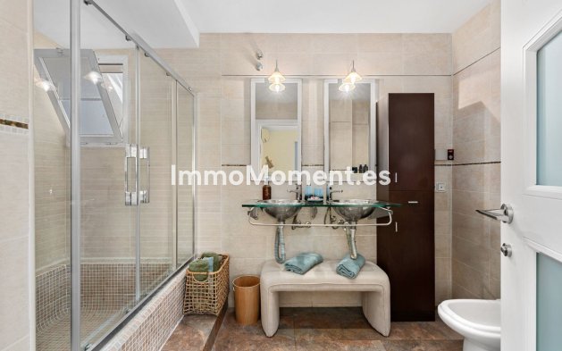 Bestaande woning - Rijtjeshuis - Estepona  - Estepona Centro