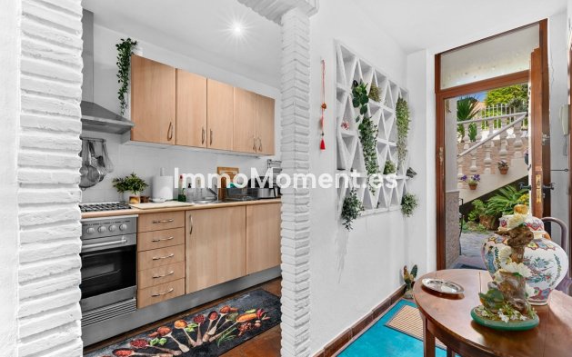 Bestaande woning - Rijtjeshuis - Estepona  - Estepona Centro