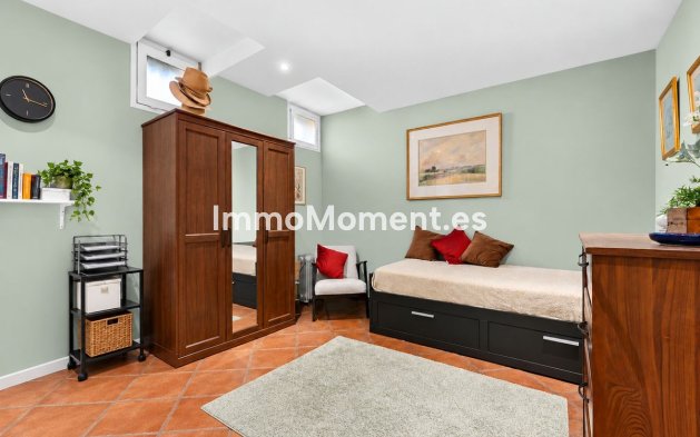Bestaande woning - Rijtjeshuis - Estepona  - Estepona Centro